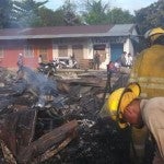 Incendio destruye 15 puestos de venta en mercado de Tocoa, Colón