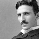 Nikola Tesla predijo los smartphones hace casi 100 años atrás