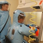 Vacuna en aerosol contra el ébola ofrece resultados prometedores en monos