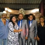 Alcalde que “robó poquito” apadrina boda gay en México