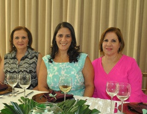 Ana Leyla Sikaffi, Karen de Palma y Martha Araujo.