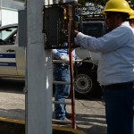 ENEE 29 cuadrillas cortan servicio a morosos en San Pedro Sula y El Progreso