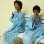 Honduras Las gemelas Karla Iveth y Karen Ivonne reciben atención médica (2)