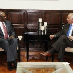 Visita del Embajador de Cuba Sergio Oliva Guerra al Presidente Oliva-2