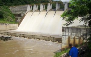 200 colonias están sin agua en Tegucigalpa.