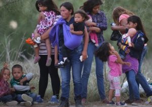 El ICE anuncia que ejecutará nuevas redadas de inmigrantes en mayo y junio.