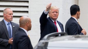 Donald Trump en un mitin, mayo 5, 2016 en Charleston, West Virginia. 