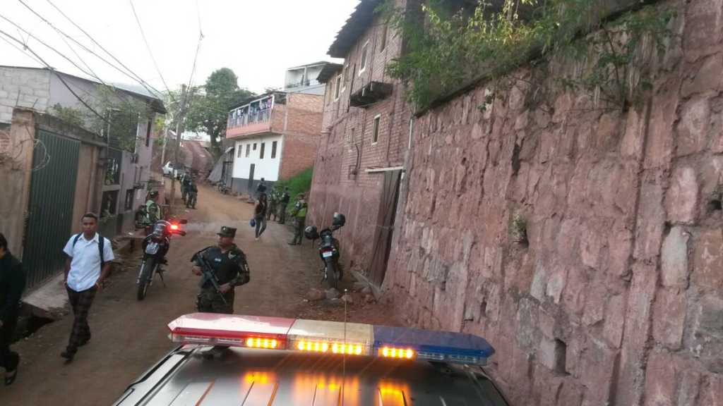 Operativos en la Modesto Rodas son supuestamente para buscar a individuo que mató a estudiante de arquitectura.