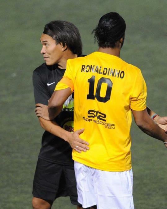 rambo de león con Ronaldinho