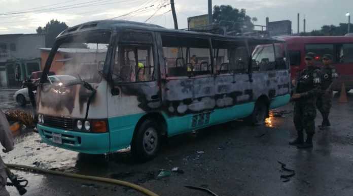 pandilleros queman bus