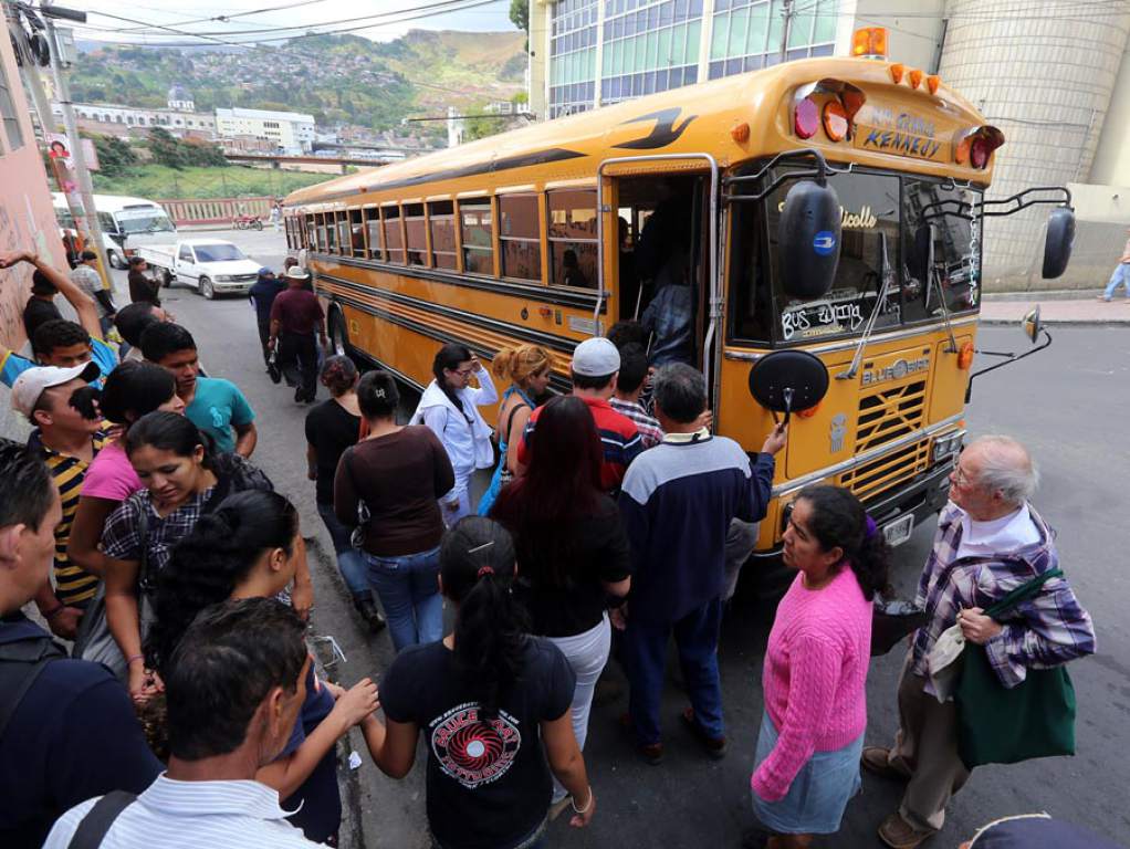 Transporte en Honduras  sigue en crisis 