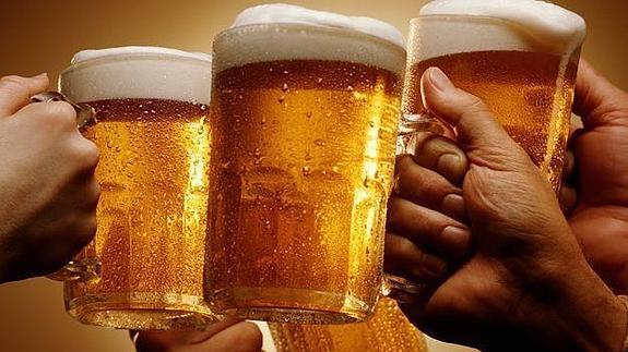 La cerveza es buena para el organismo, según estudio.