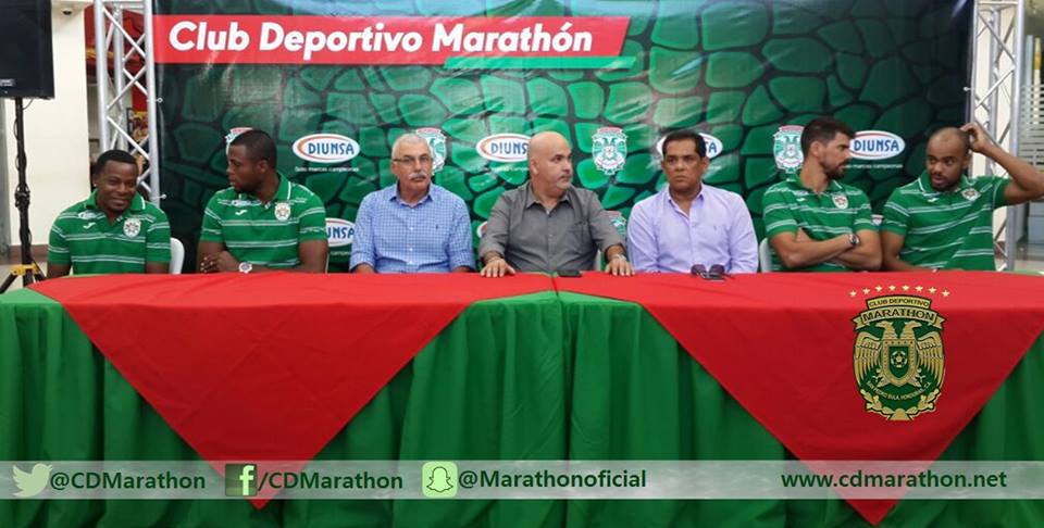Marathon hizo oficial la presentación de nuestros nuevos refuerzos. Los cusles son : Barbosa. Arboleda. Chávez y Caué Fernandes acompañados por el Presidente Orinson Amaya, el Profe Keosseián y Rolin Peña.