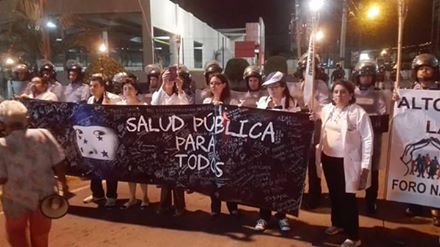Se realizó anoche nueva movilización de indignados en Tegucigalpa