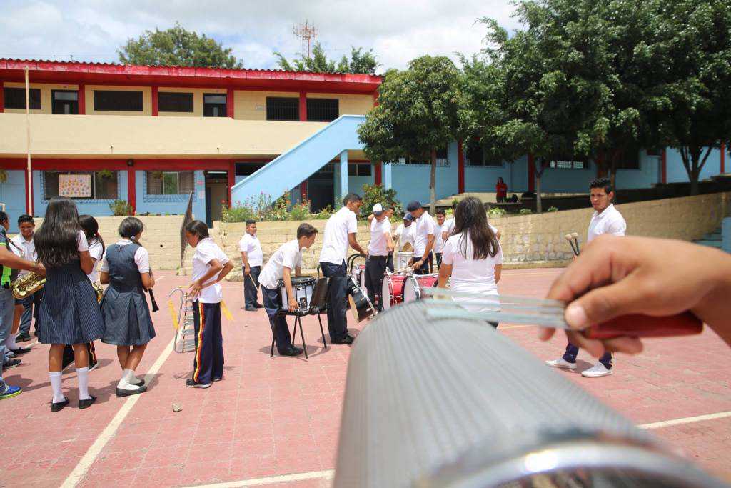 Desfiles que brillaron en el antiguo colegio hondureño