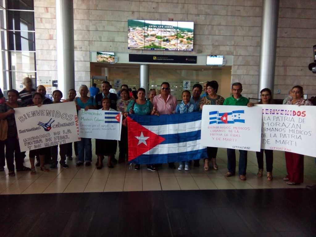 médicos cubanos en Honduras