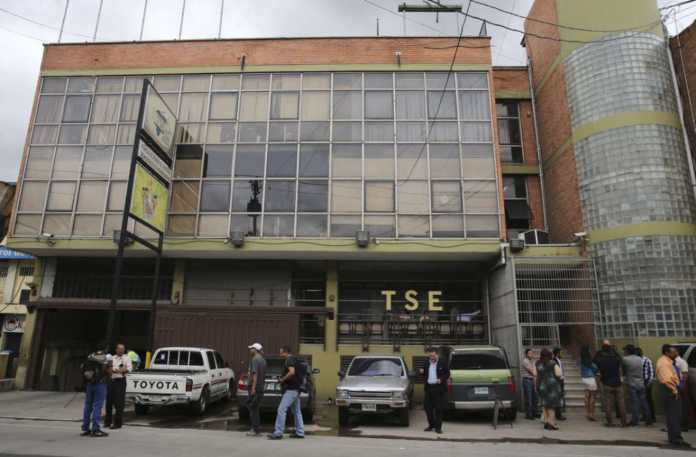 TSE Funcionarios que aspiran a cargos de elección popular