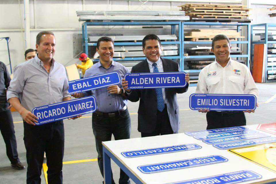 avenidas de Honduras con nombres de actuales funcionarios
