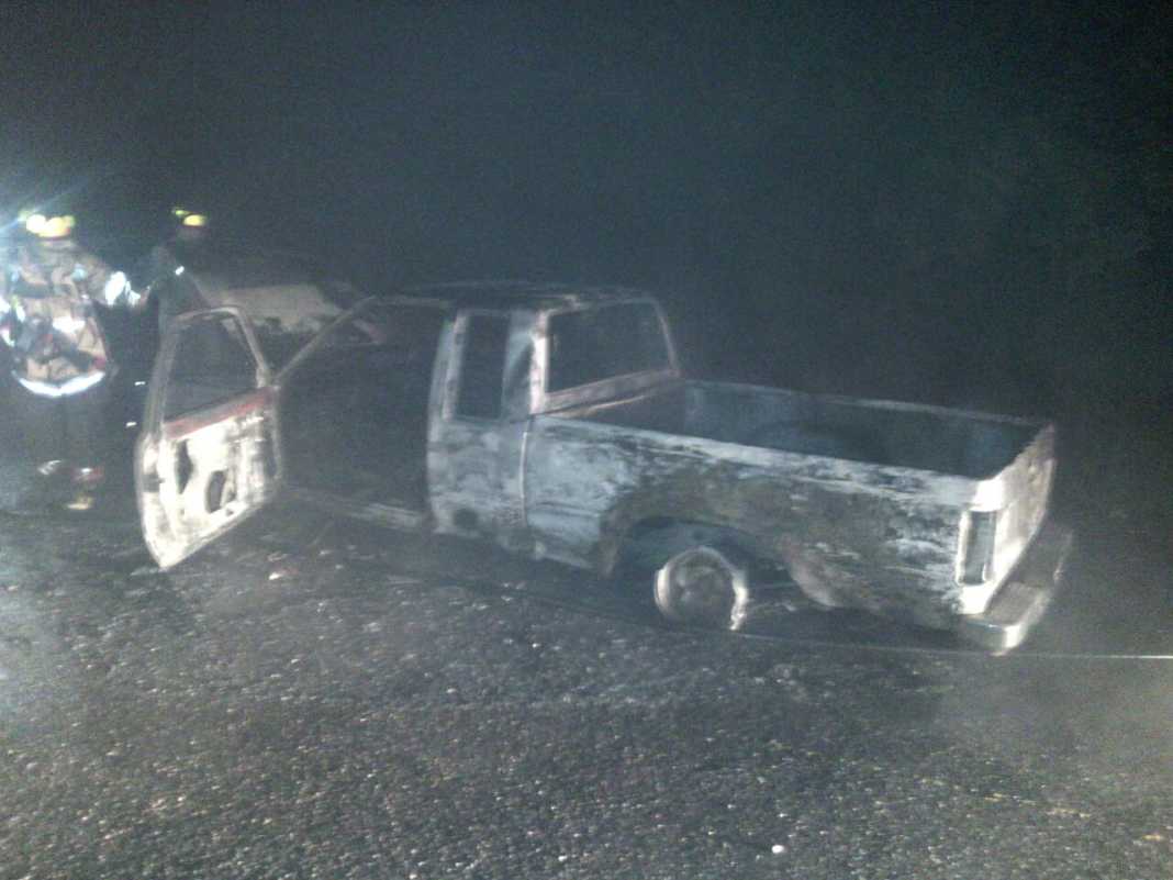 Un vehículo quemado