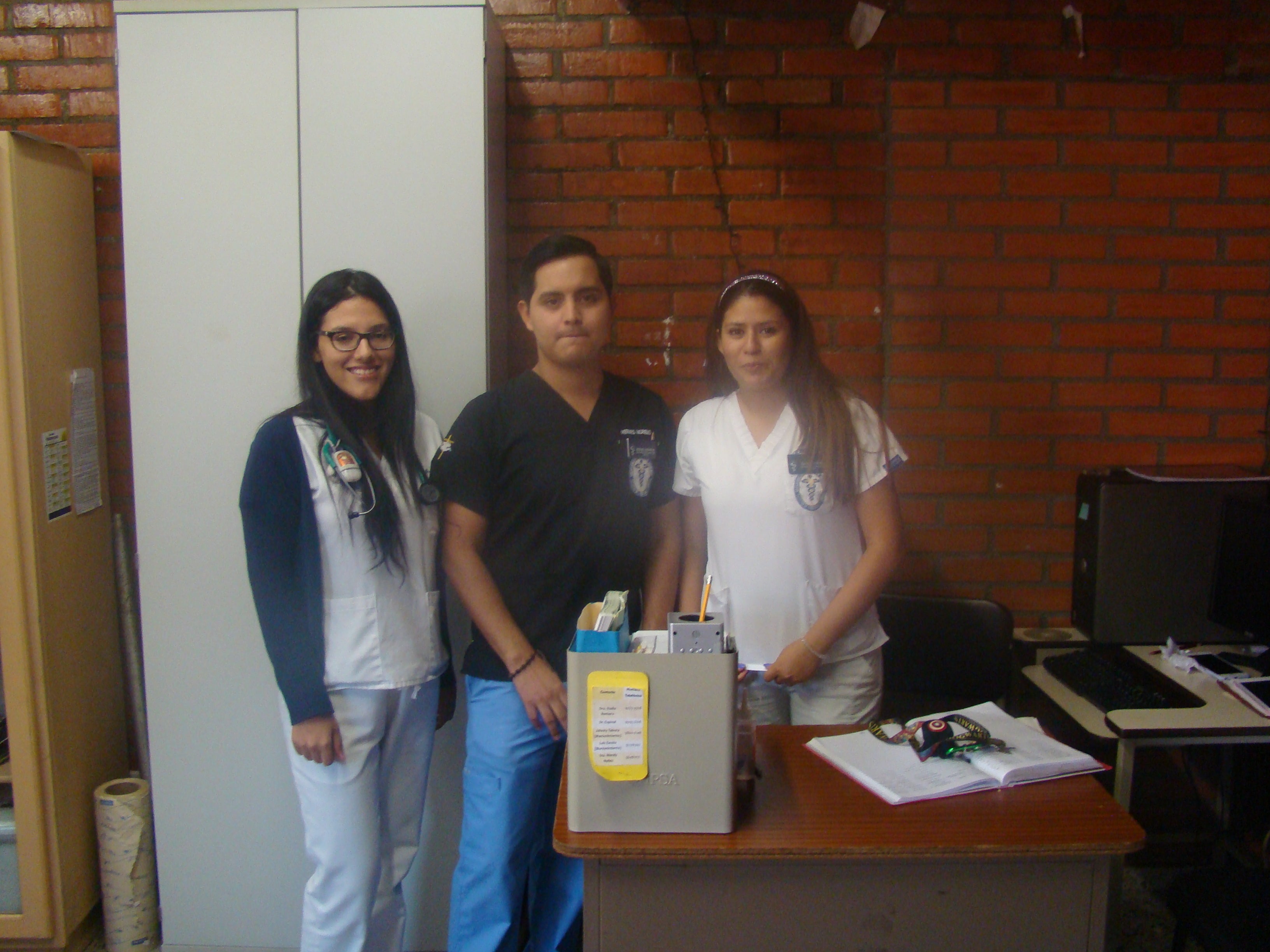 Algunos de los estudiantes de la Facultad de medicina en San Pedro Sula