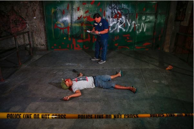 Se calcula que unas 9.000 personas murieron en la guerra contra las drogas de Duterte. De las cuales solo 3.800 pueden explicarse en operativos policiales.