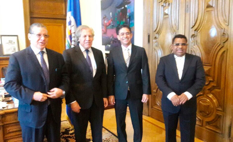 Las autoridades del Tribunal Supremo Electoral se reunieron con el dirigente de la OEA para discutir detalles de las elecciones generales.