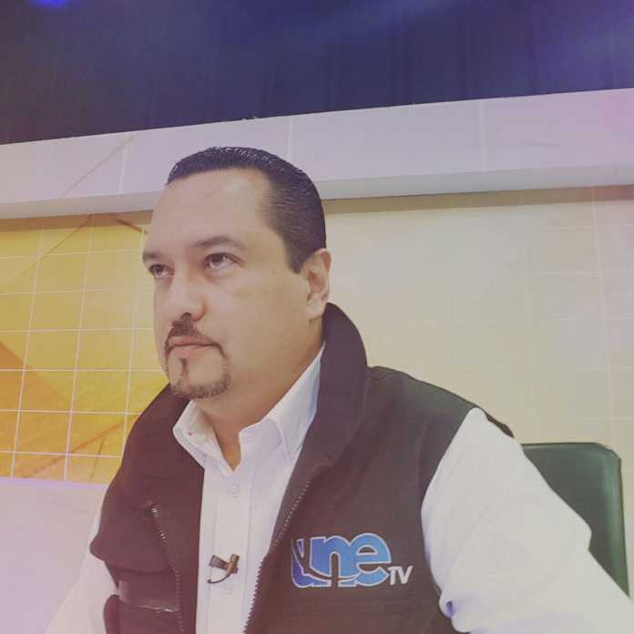 Ivis Alvarado es parte del staff de Une Tv, canal que se define como “un espacio abierto”.