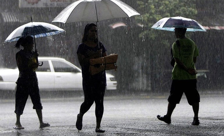 La Comisión Permanente de Contingencias (Copeco) pronostica que las lluvias continuarán toda la Semana Morazánica en el territorio nacional.