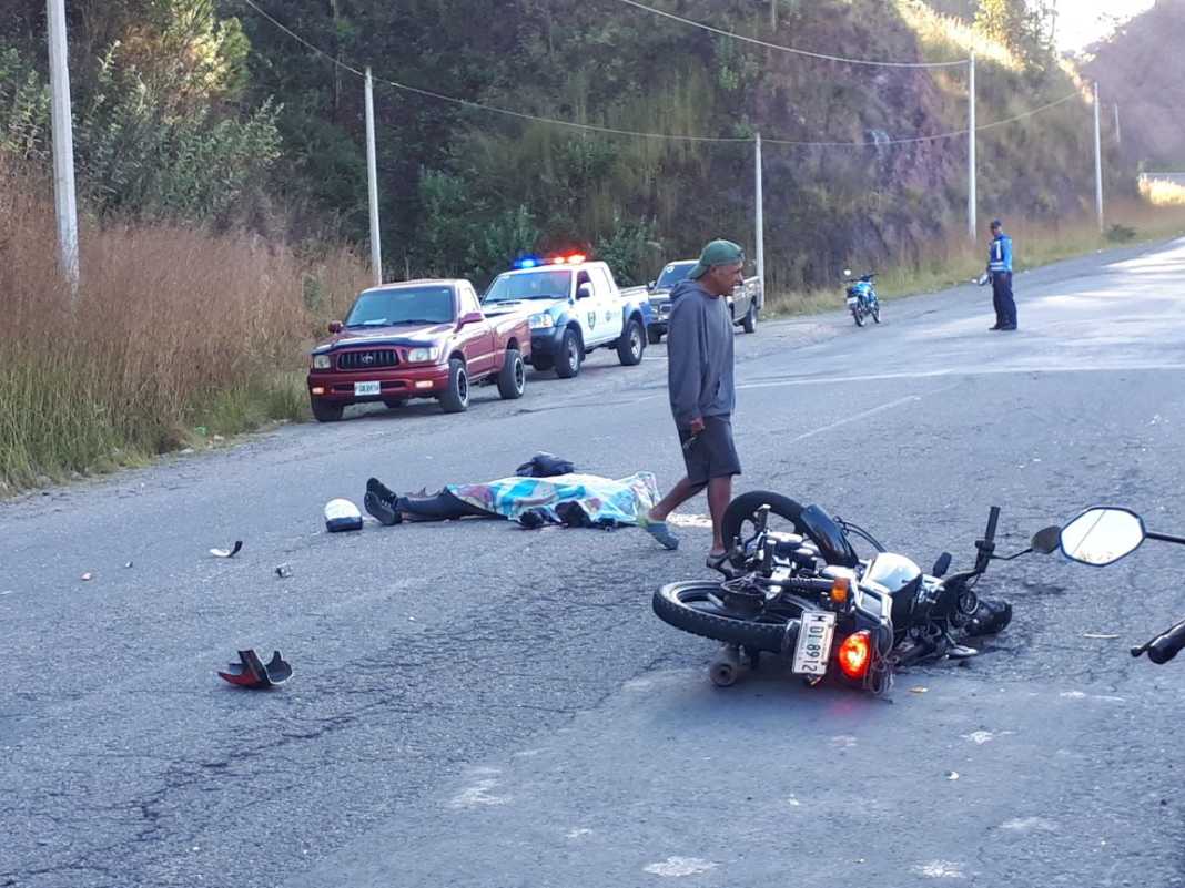 motociclista muere atropellado