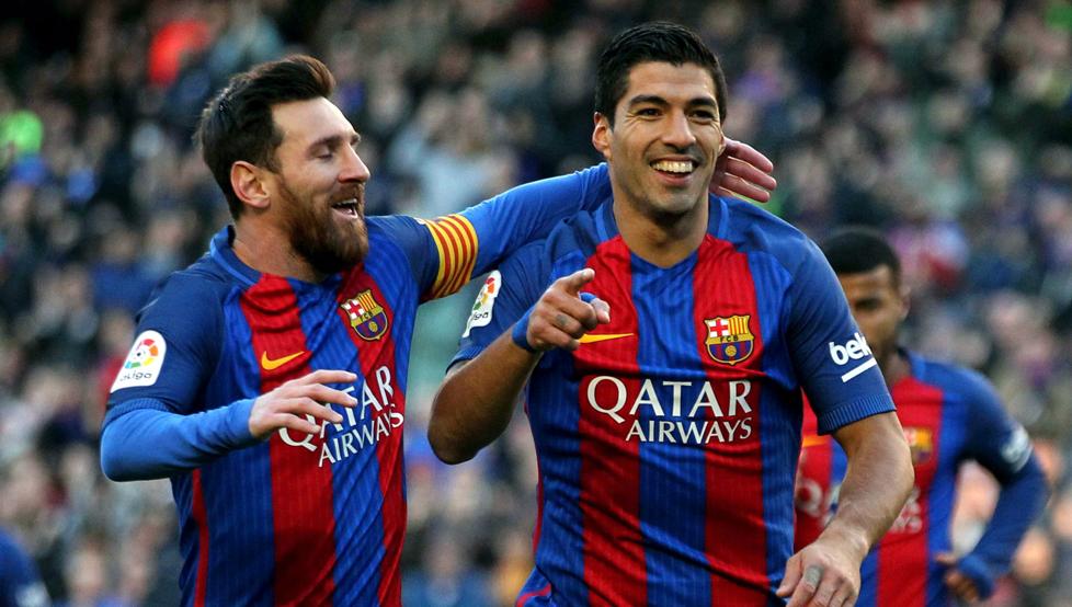 El hermoso gesto de Messi y Suárez