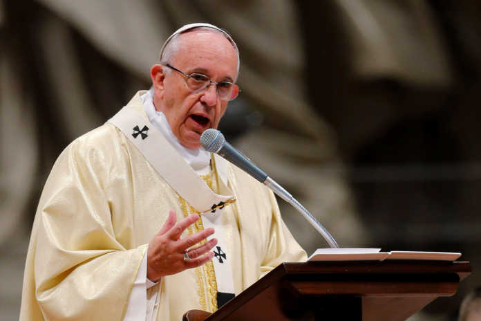 papa Francisco en su primera misa del 2018