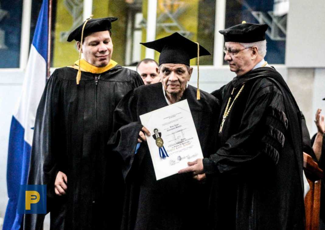UNAH: Graduó 752 nuevos profesionales en Ciudad Universitaria