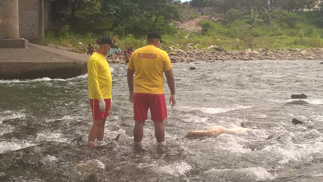 Aparece el cadáver de un hombre en el Río Cangreja