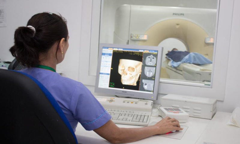 tomografías en el Hospital Escuela