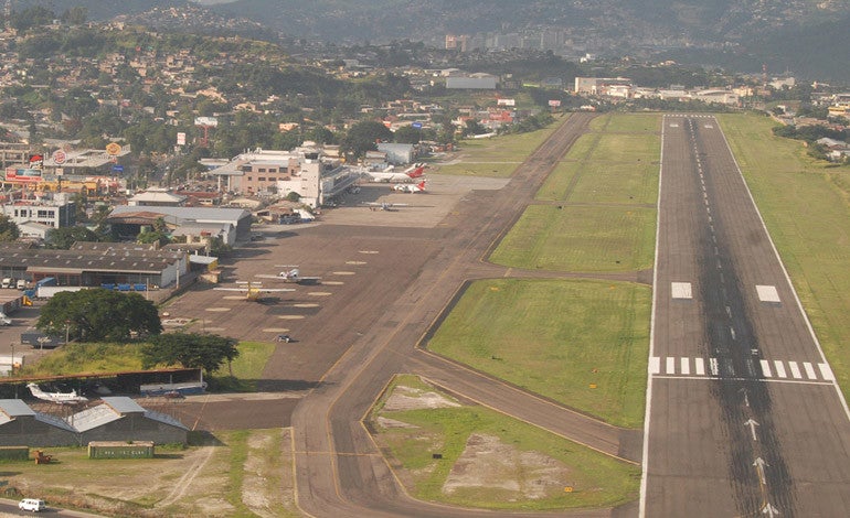 vuelos suspendidos en Toncontín