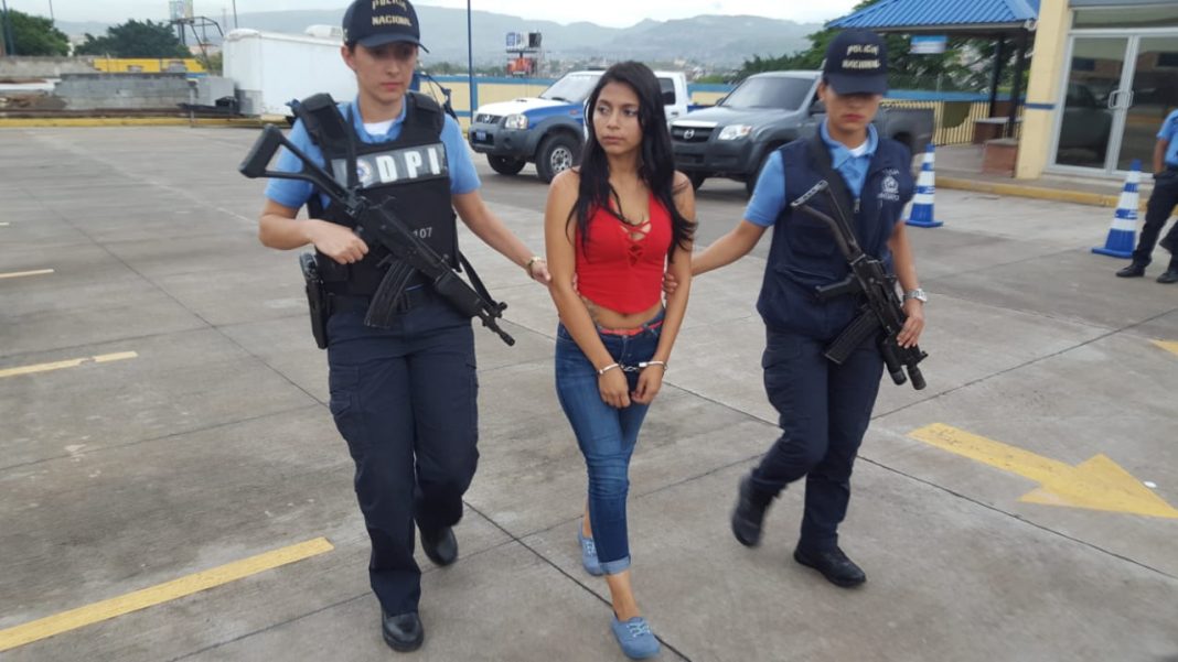 Interpol detiene a hondureña