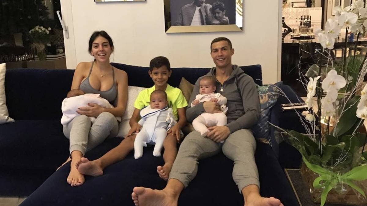 Descubre el oscuro pasado del padre de la novia de Cristiano Ronaldo