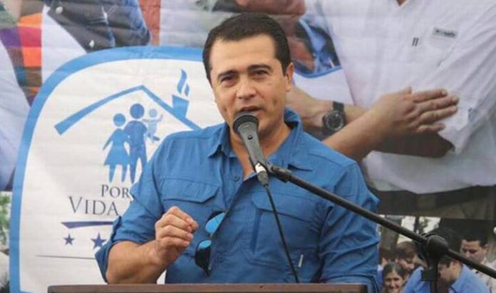 Tony Hernández Tony Hernández