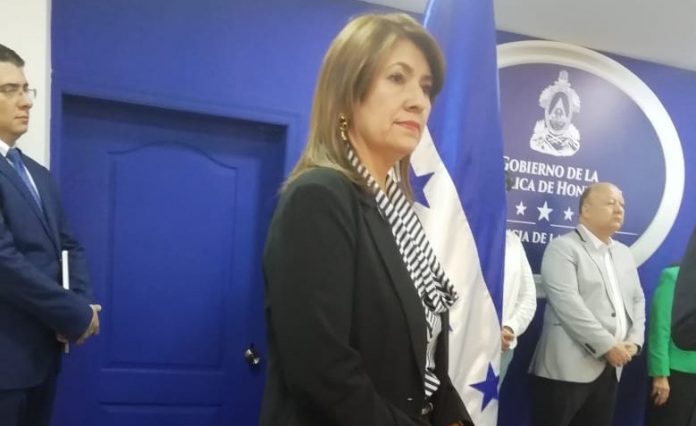 alba flores alba flores
