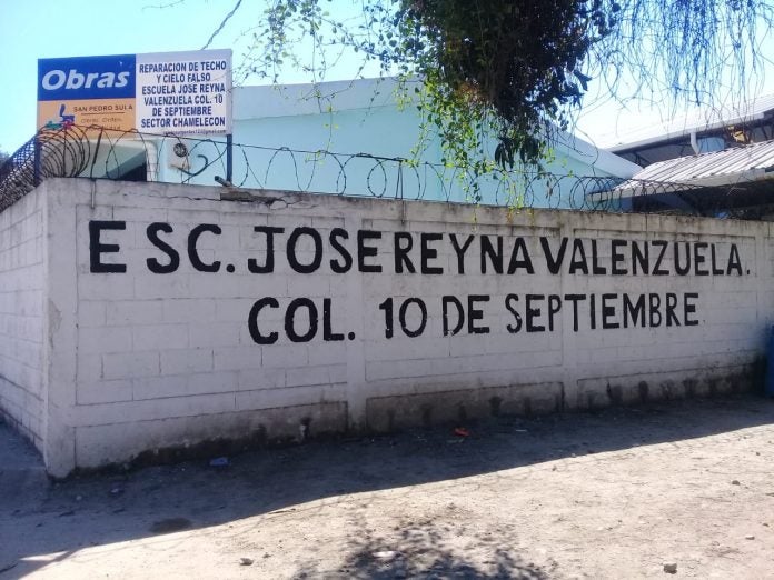 escuela tomada en Chamelecón