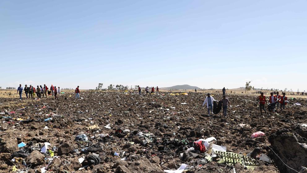 Avión con 157 personas se estrella en Etiopía