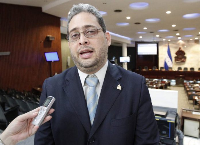Carlos Martínez Carlos Martínez