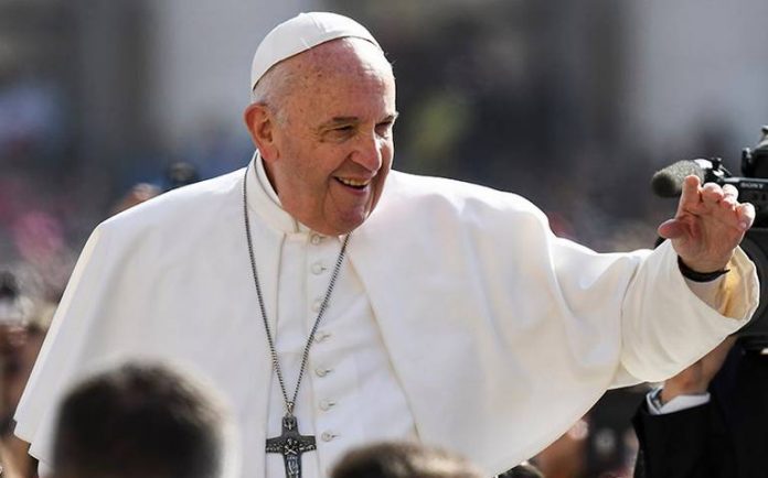 Papa Francisco dona medio millón de dólares Papa Francisco dona medio millón de dólares
