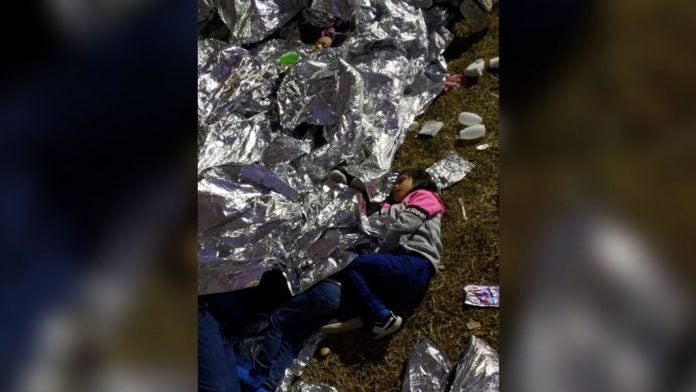 los niños inmigrantes detenidos los niños inmigrantes detenidos