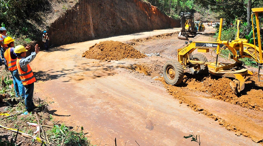 Reparación de carreteras en Honduras