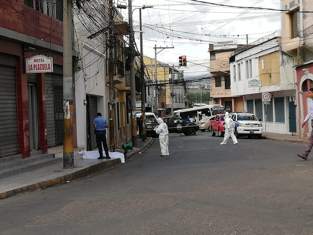 muertos en barrio La Plazuela