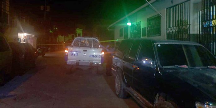 Padre e hijo asesinados en centro de salud Padre e hijo asesinados en centro de salud