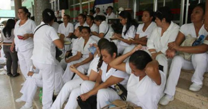 Enfermeras auxiliares Enfermeras auxiliares