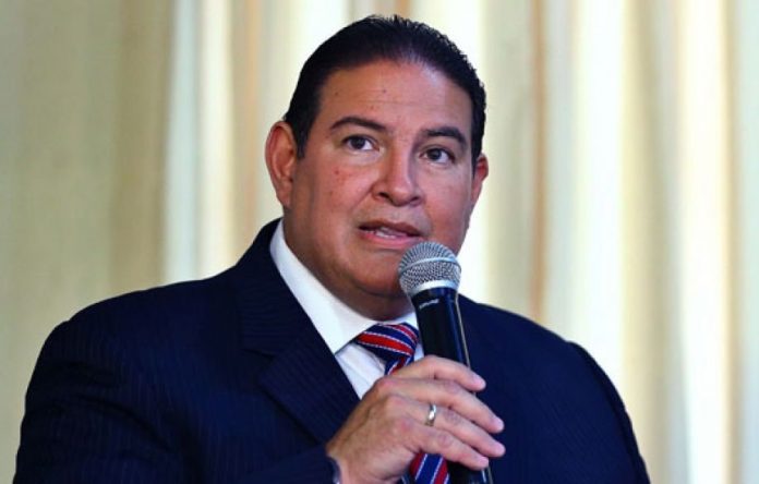 Luis Suazo Magdaleno Meza Luis Suazo Magdaleno Meza