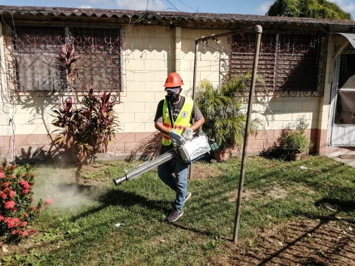 Operativo contra el dengue (5)